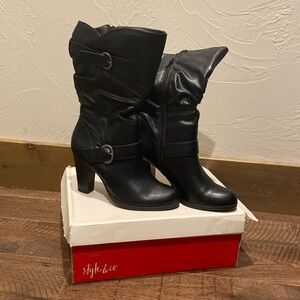 NWT Style & Co Boots